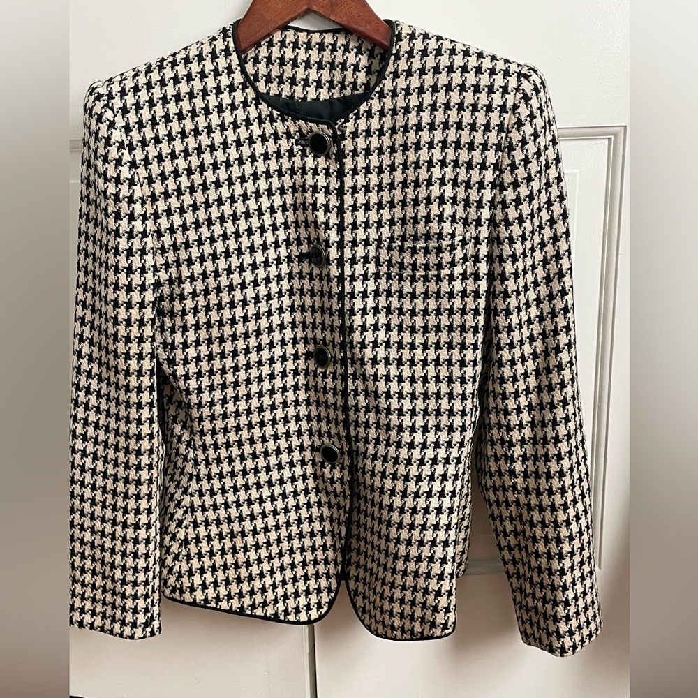 Women's Black and White Houndstooth Jacket